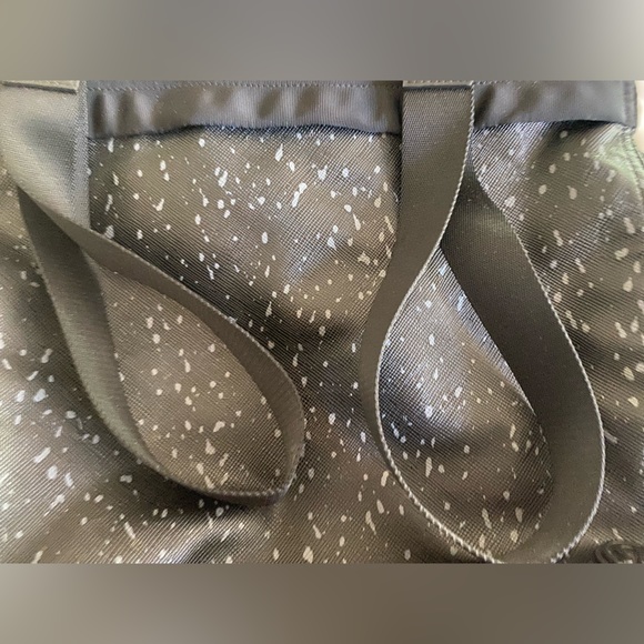 Lululemon Follow Your Bliss yoga tote black speckled PVC rain resistant - Picture 3 of 6
